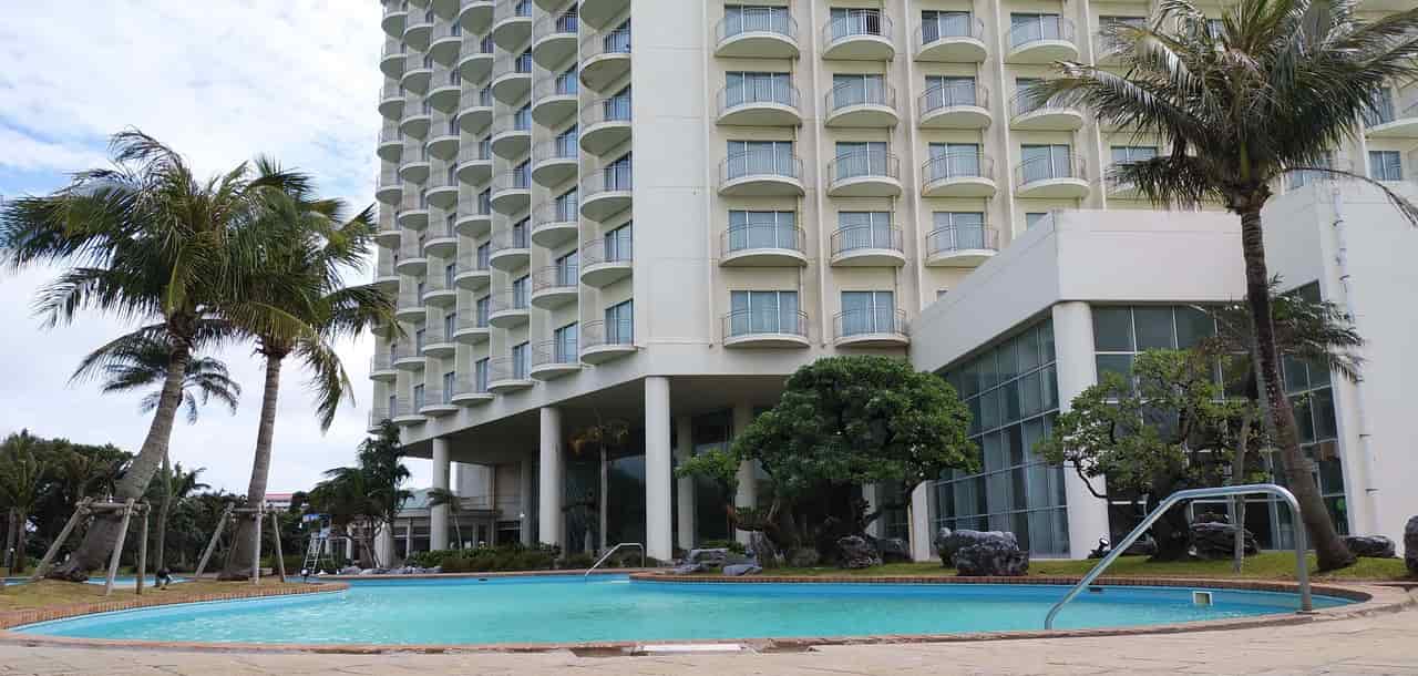 ラグナガーデンホテル沖縄に宿泊 周辺情報や観光スポットは